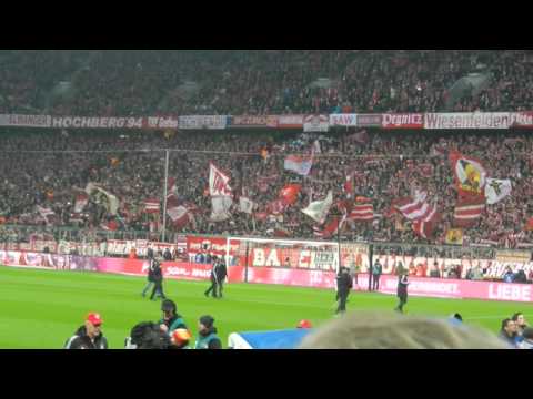 FC Bayern-Werder Bremen,”FC Bayern Forever Number One”,12. März 2016,Spieler laufen auf