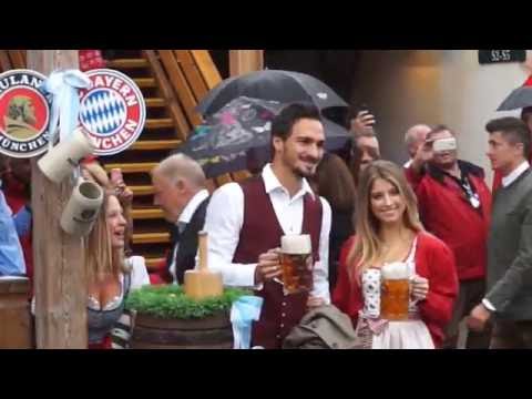 FC Bayern Oktoberfest Käfer Wiesnschänke 2016