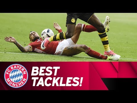 Best FC Bayern Tackles w/ Vidal, Hummels, Lahm & Martínez | 2016/17 Season